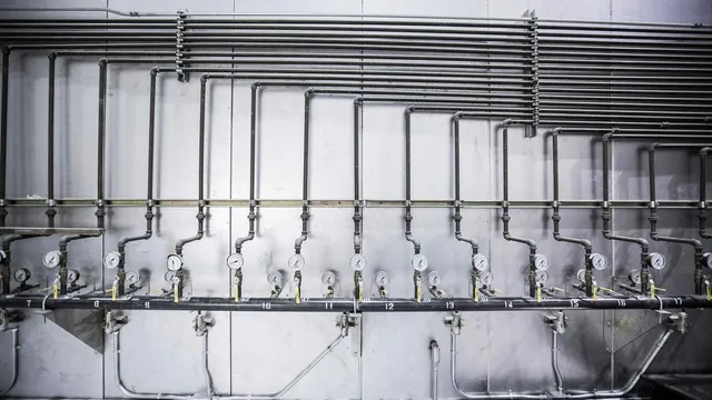 How inconsistent execution hurts pipeline progress