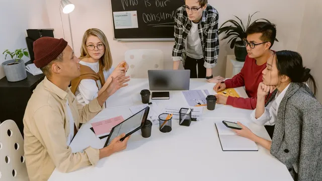 How to develop the right account scoring model